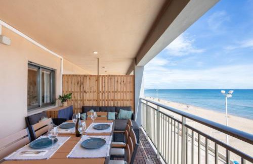 Plaza De La Costera Apartment | Un balcón al mar