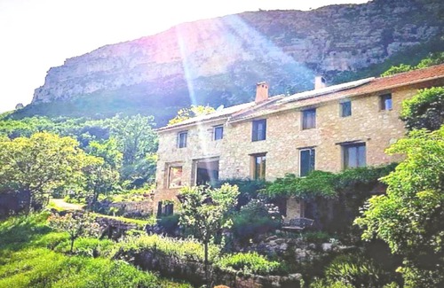 Castellane House | Un cadre magnifique, au coeur du Verdon