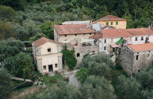 Podenzana Bed & Breakfast | Un'Ottima Annata B&B
