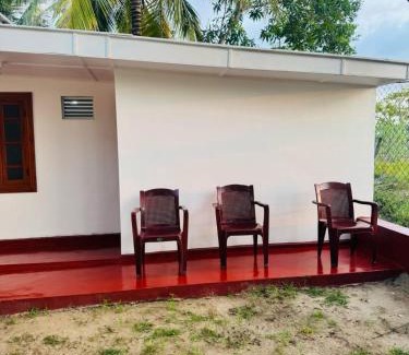 Kuchchaveli House | Una Star Guest House