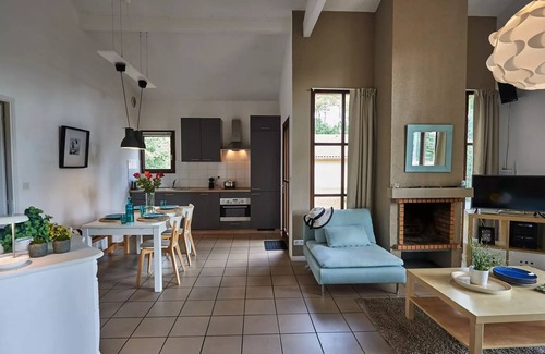 Salles Villa | Unabhängige Villa, 1 Badezimmer 4 Personen