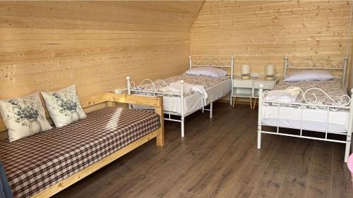 Yeghegnadzor Bed & Breakfast | Under the Walnut Tree B&B