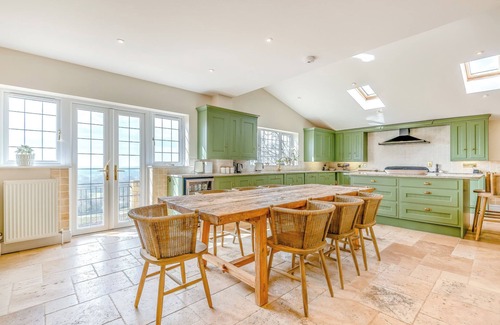 East Knoyle Cottage | UNDERHILL HOUSE, family friendly, luxury holiday cottage in Hindon