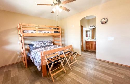 Heber Apartment | Unforgettable AZ mountain top Views Spacious Suite near Bison Ranch by Vacation Your Way