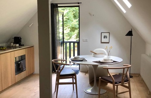 Loon op Zand Apartment | Unieke Studio Gelegen in de Kasteeltuin van Landgoed Het Witte Kasteel