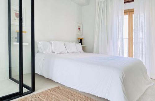 El Arenal House | Unika Homes Casa Bella