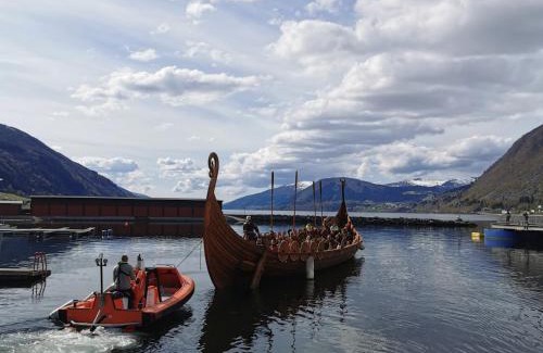 Nordfjordeid House | Unikt og romslig hus perfekt for grupper