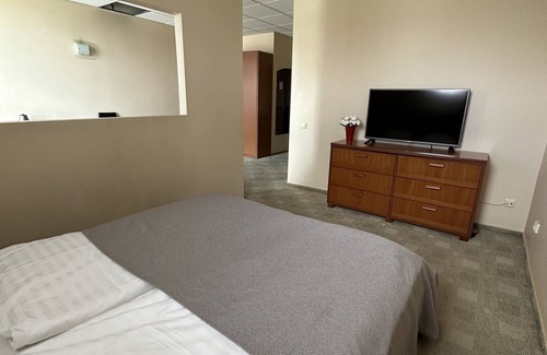 Sarkandaugava Hotel | Unimars Hotel Riga