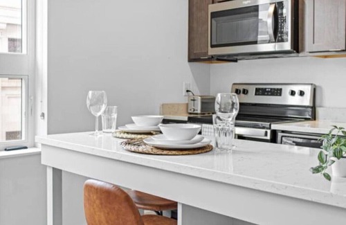 Lowertown Apartment | Union depot 1 bed - gym, pool table