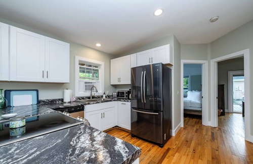 Union Pier Cottage | Union Pier Cottage Close To Everything! One Of Three Units!