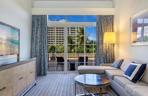 Key Biscayne House | Unique 1BR Suite Condo Located at Ritz Carlton-Key Biscayne