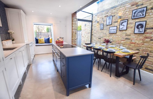 Oxford House | Unique 4 Bedroom Townhouse near Central Oxford