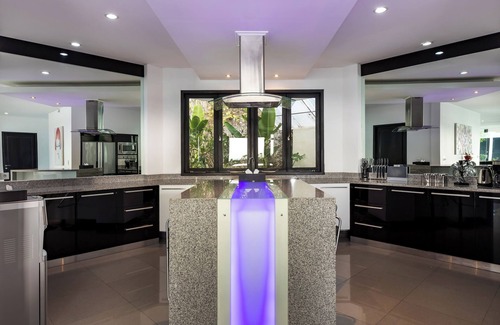 Bukit Villa | Unique Bay View, 5 Bedroom luxury villa