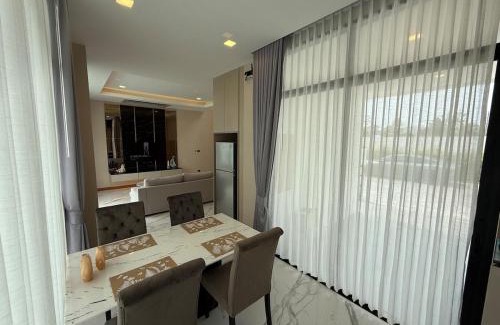 North Pattaya Villa | Unique Beach Style 3 Bedroom Villa with Mega Pool