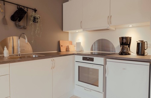 Strendur Apartment | Unique Boathouse - Central - Kajak - Fitness