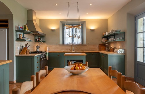 Torricella in Sabina Villa | Unique designer villa & garden, great comfort, heated pool, tennis court, cook.