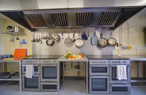Margam House | Unique Exclusive Pub Sleeping up to 26 People