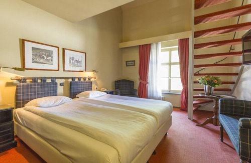 Municipality of Kerkrade Hotel | Unique Getaway: 2 Elegant Rooms Close to Aachen Cathedral | Free Parking