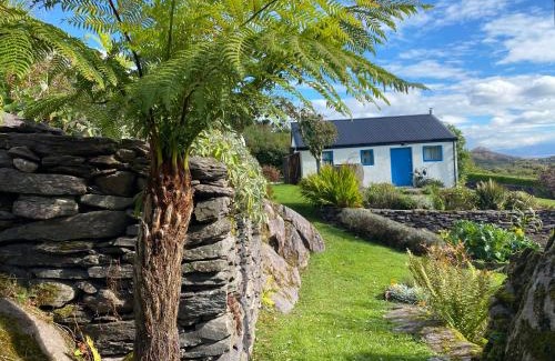 Caherdaniel Apartment | Unique Old Stone Cottage