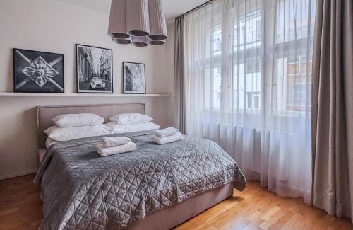 Josefov Apartment | UNIQUE Old Town apartments at Palace Dlouha