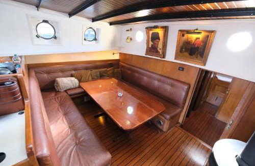 Amsterdam North Boat Rental | Unique Private Yacht Stay Amsterdam Black Swan