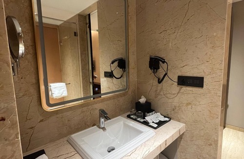 Valsad Hotel | Unique Resort & Lifestyle