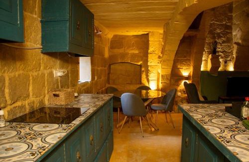 San Lawrenz House | Unique Village Hideaway