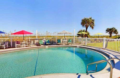 Cocoa Beach House | Unit 115 Courtyard Condo In Oceanfront Complex