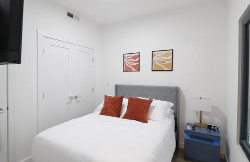 Shaw Apartment | Unit 2 Cozy One bed in the heart of Dc