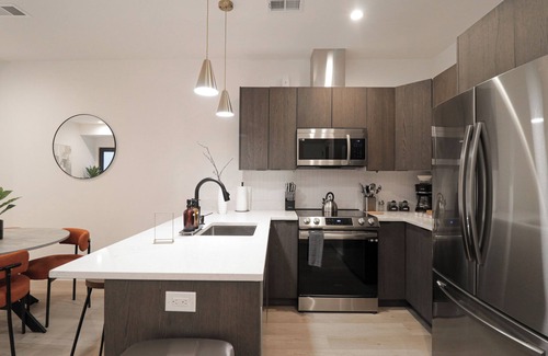 Shaw Bed & Breakfast | Unit 3: 1BR w/Queen + Sofa Bed in the Heart of DC