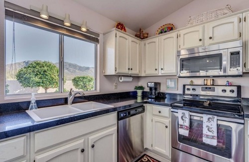 Saddlebrooke House | Unobstructed mountain views