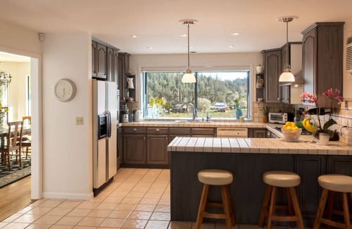Graton House | Unsurpassed Views Indoors And Out On This 3-Acre Vineyard Estate