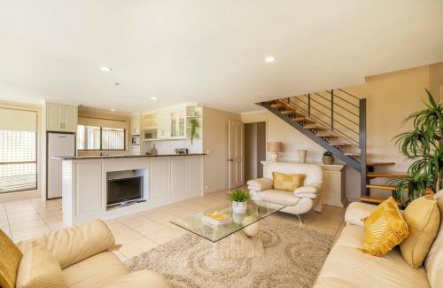 Hawley Beach House | Unwind @Hawley Beach