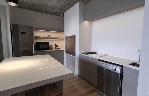 De Kelders Apartment | Unwind in oceanfront elegance