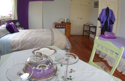 Owaka Bed & Breakfast | Unwind in style: historic villa with a hint of luxury in the heart of Owaka