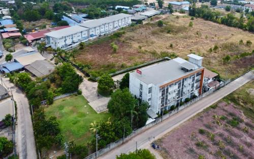 Kabin Buri Hotel | Uou Hotel