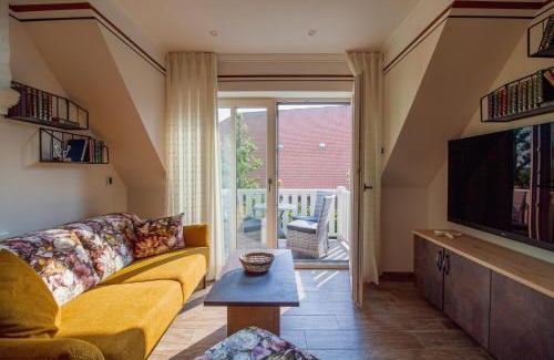Upleward Apartment | Up Besöök - Rapsblüte mit Infrarotsauna