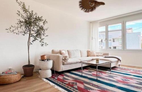 Oerlikon Apartment | UP&GREAT Apartments - Chic Urban Homes