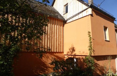 Katzenelnbogen House | Upcycling Ferienhaus