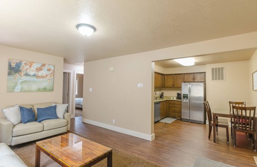 Logan Condo | Updated 2-bedroom condo with pool