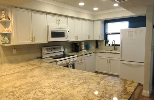 Ocean View Halifax Estates Condo | Updated 2 bed, 2 bath condo, sleeps 5, unit 202