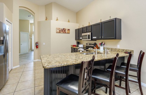 Lake Berkley House | Updated 5/3 in Lake Berkley , South Facing Pool, Game Room, Family Friendly