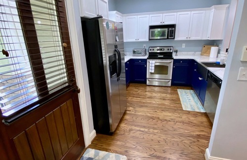 Greenville Downtown Cottage | Updated Cottage 1 Bedroom 2 guests Close to Everything Downtown