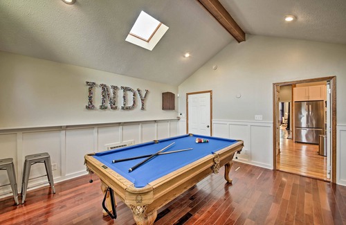 Babe Denny Cottage | Updated Indianapolis Home, Walk to Lucas Oil!