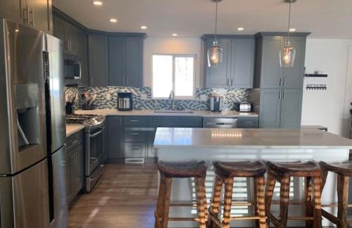 Spokane Valley House | Updated Spacious Home & Hot Tub