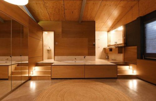 North Maleny House | Upper House