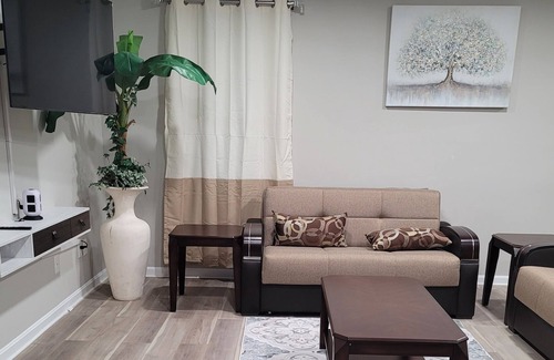 Odenton House | Upscale 1 Bedroom Basement Apartment