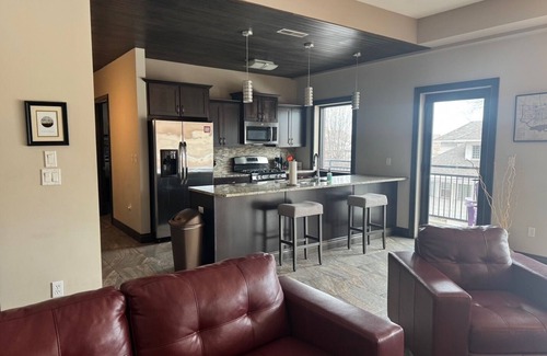 Columbia Apartment | Upscale 2-bedroom luxury loft in vibrant downtown Columbia, MO