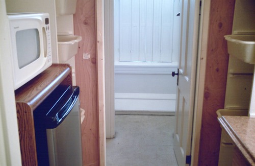 Mechanicsburg Apartment | Upscale 2nd Fl WOW Studio w Kitchenette in Mechanicsburg - 1-2 Guests