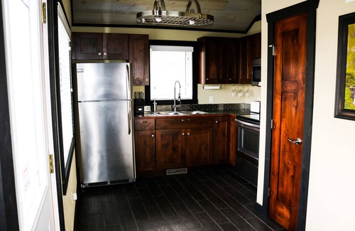 Alma House | Upscale and modern. A hidden paradise on the backwaters of the Mississippi River